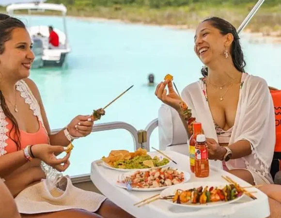 Excursion en bateau privée à Bacalar & BBQ sur la lagune