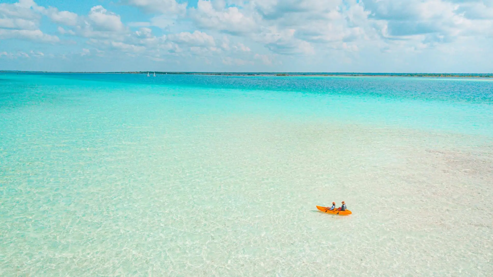 Excursion en kayak sur la lagune de Bacalar