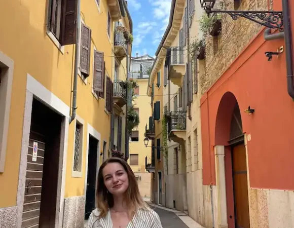 Portrait du mois : Rencontrez Salomé, stagiaire chez Hola Mexique